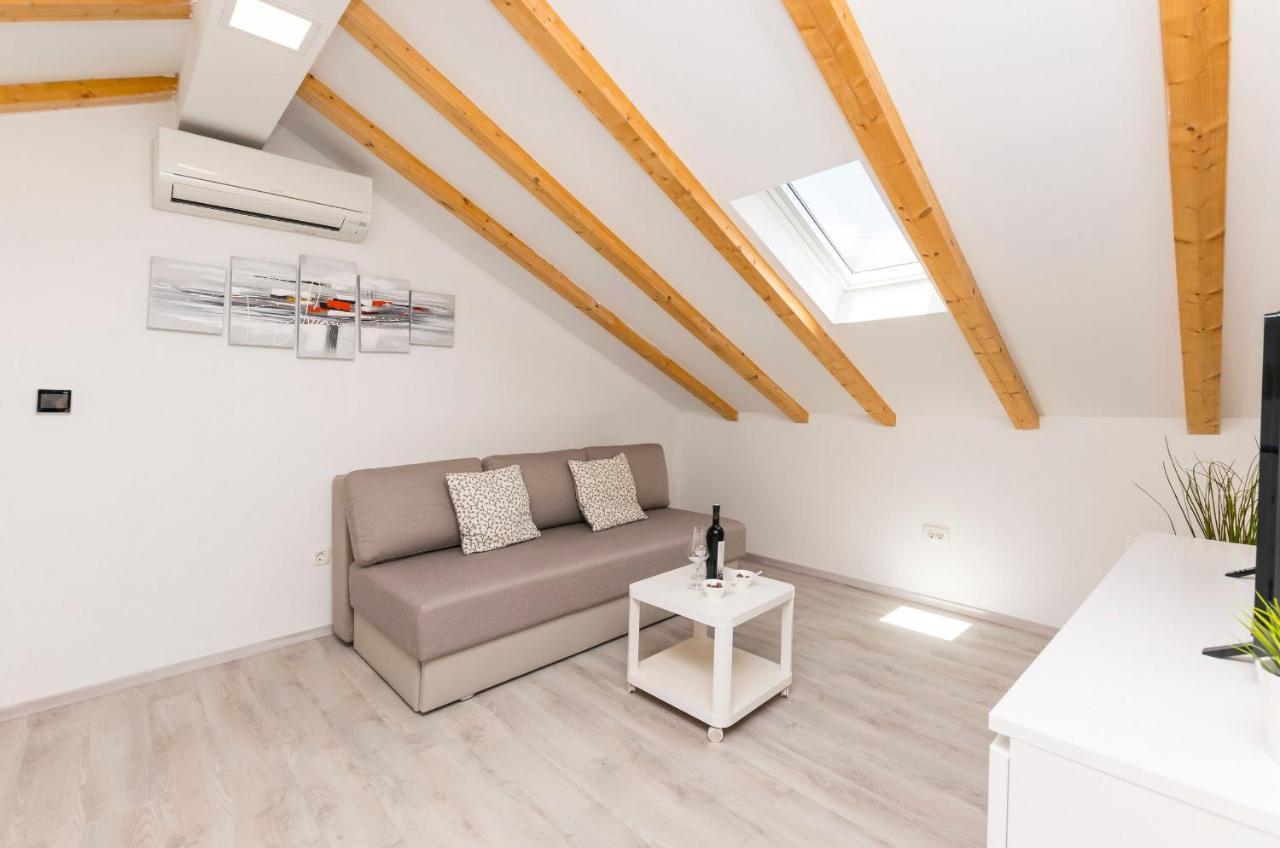 Apartments And Rooms Adriatic Suites Sibenik Ngoại thất bức ảnh