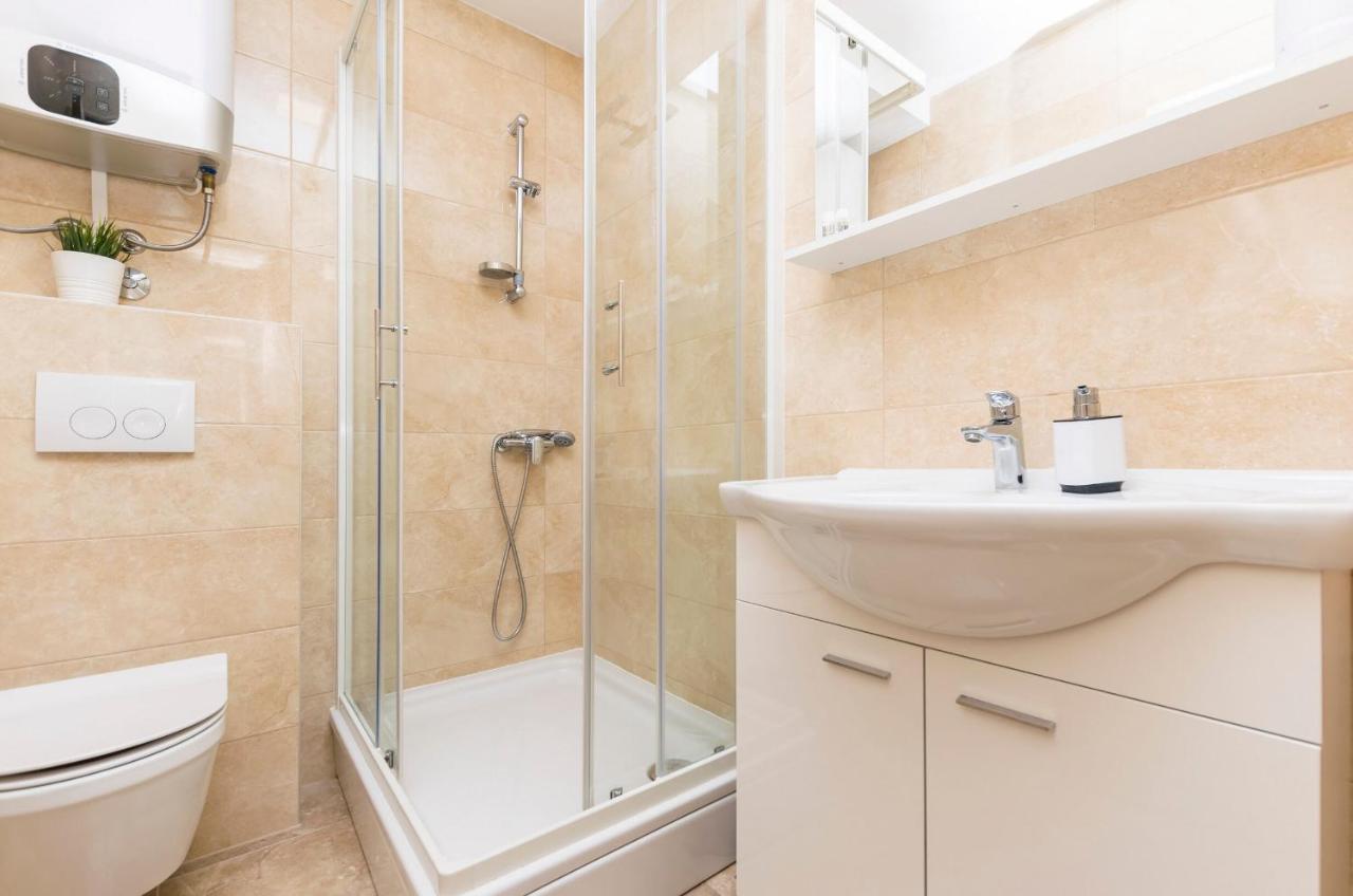 Apartments And Rooms Adriatic Suites Sibenik Ngoại thất bức ảnh